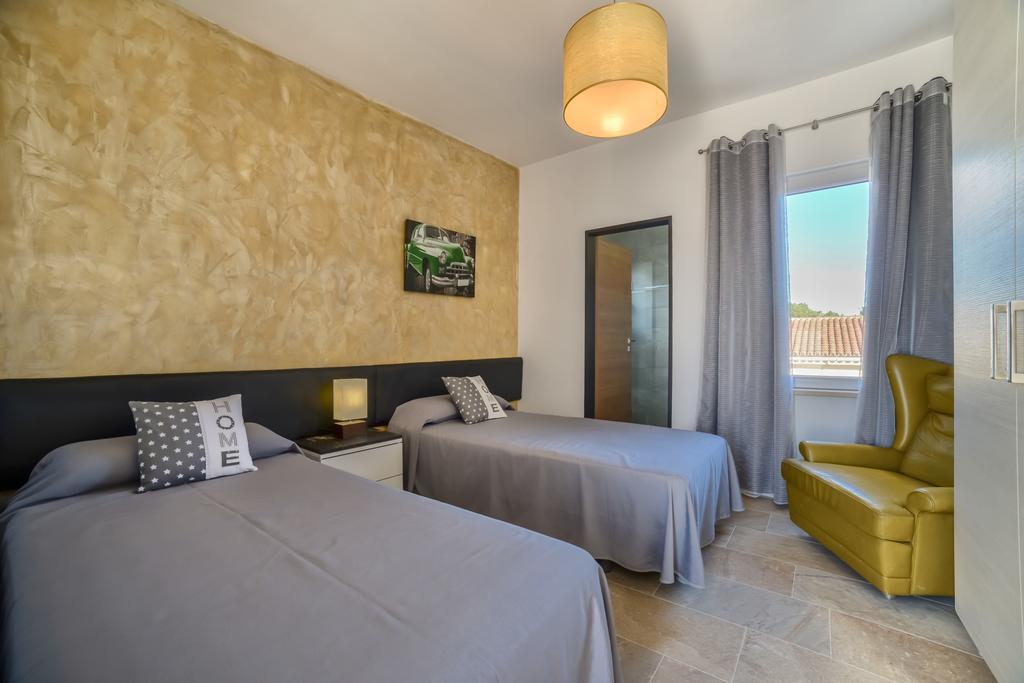 קלפה Villa Royale Private Pool Top Of The Hill Superb Views מראה חיצוני תמונה