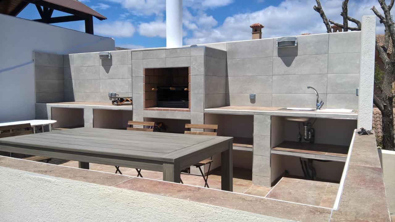 קלפה Villa Royale Private Pool Top Of The Hill Superb Views מראה חיצוני תמונה